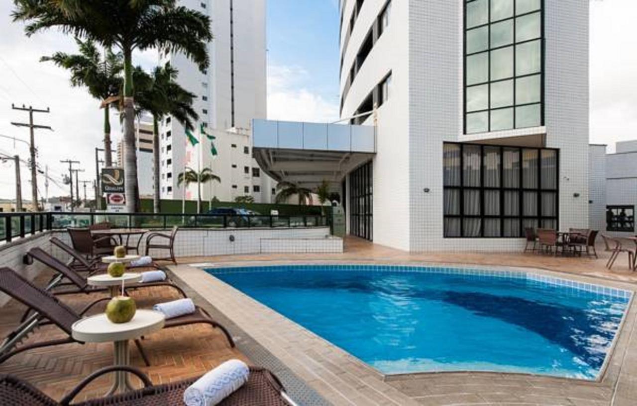 QUALITY SUITES NATAL